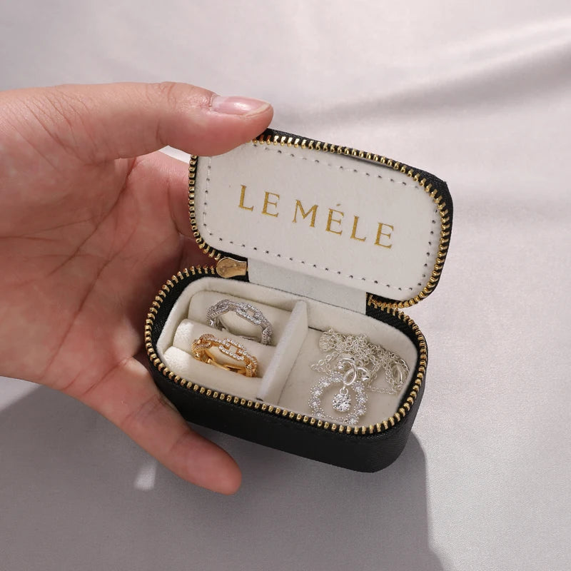 New Design Custom Logo Small Travel Jewelry Box Lady PU Leather Zipper Closure Earring Storage Box Travel Jewelry Organizer