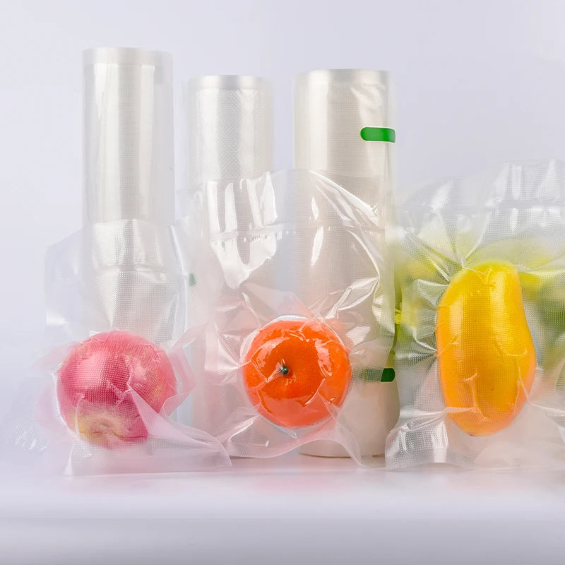 Custom Roll Biodegradable Food Grade Vacuum Storage Bags Transparent PA/PE Material 90Micron Thickness for Milk Pet Food