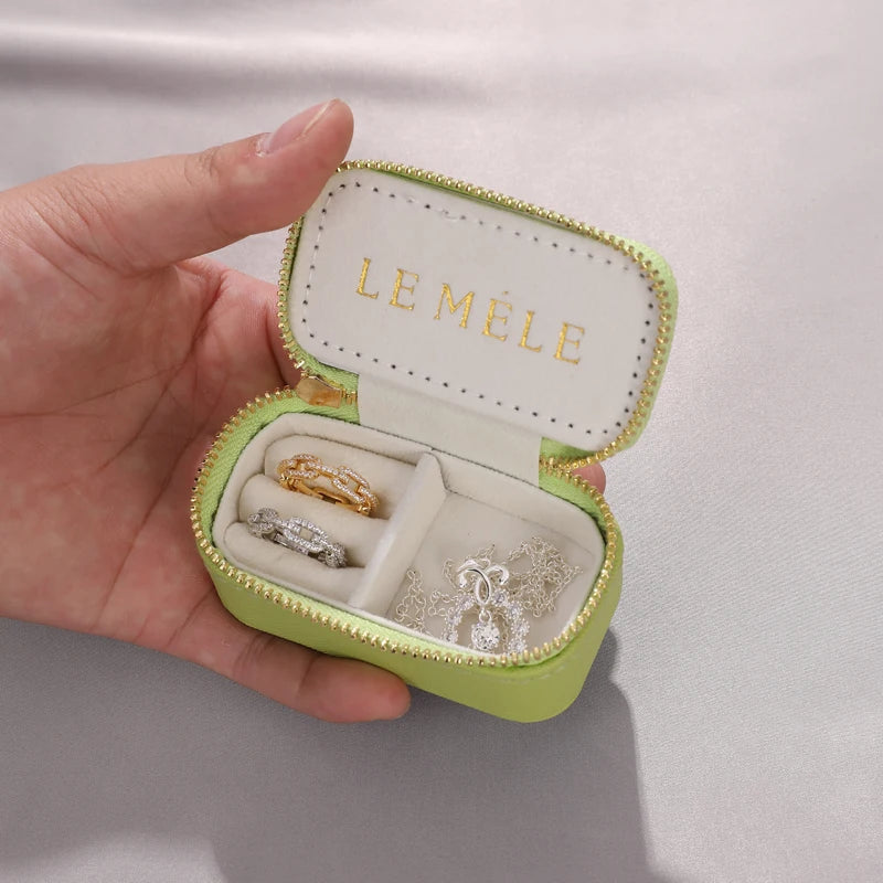 New Design Custom Logo Small Travel Jewelry Box Lady PU Leather Zipper Closure Earring Storage Box Travel Jewelry Organizer