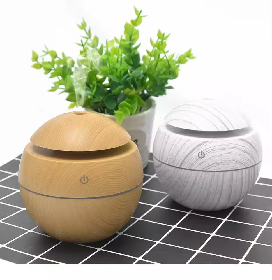 Portable Led Round Wood Grain 200ml Mini Humidifier Purifier Ultrasonic Aroma Diffuser air Humidifier with 7 Colors Led Light