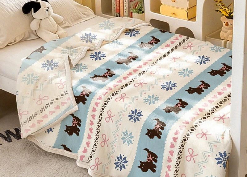Cute Cartoon Animal Print Flannel Throw Blanket Soft Lightweight Multi Purpose Cover All Season Portable Blanket