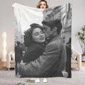 1 Piece of Custom DIY Personalized Photo Blanket for Your Loved One - Flannel Blanket with Personalized Photo, Soft and Warm, Suitable for Sofa, Bed, Office, Car, and Outdoor Travel - a Gift for Men and Women Suitable for All