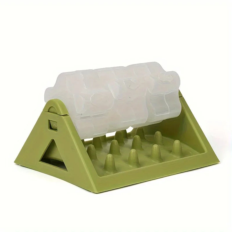 Interactive Dog Food Dispenser Toy, Puzzle Feeder with Leak-Proof & Slow-Feeding Design, Durable PP Material for Dogs