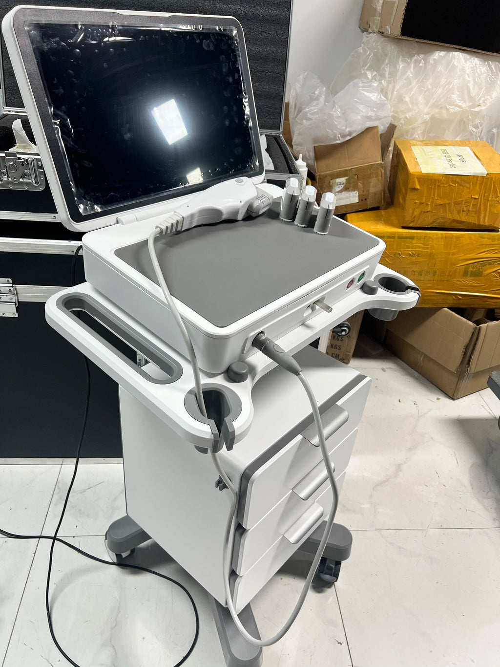 Portable Anti-aging Device Facial Lifting and Rejuvenation Beauty Device Tightens and Brightens Skin Lines Mahcine
