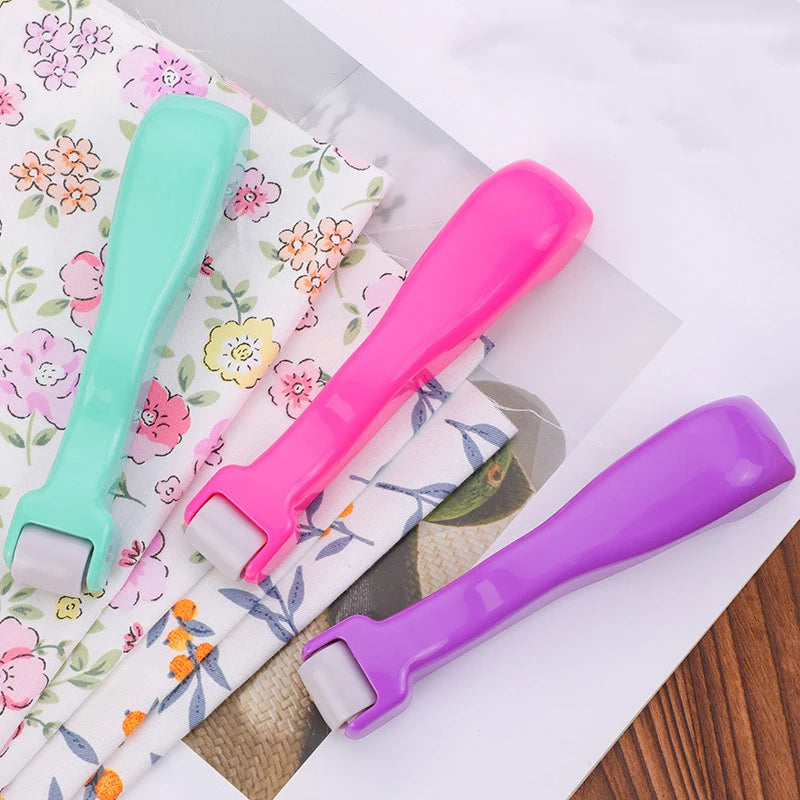 Quilting Seam Roller Household Plastic Seam Roller Quickly Press Wheel Wrinkle Remover Wheel Roll Sewing Accessories