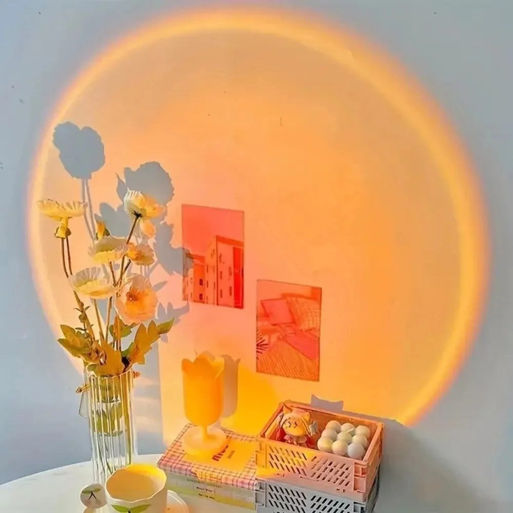 Sunset Projection Lamp USB Powered Multi-Angle Rotatable Atmosphere Light Romantic Night Light for Home Living Room Decor