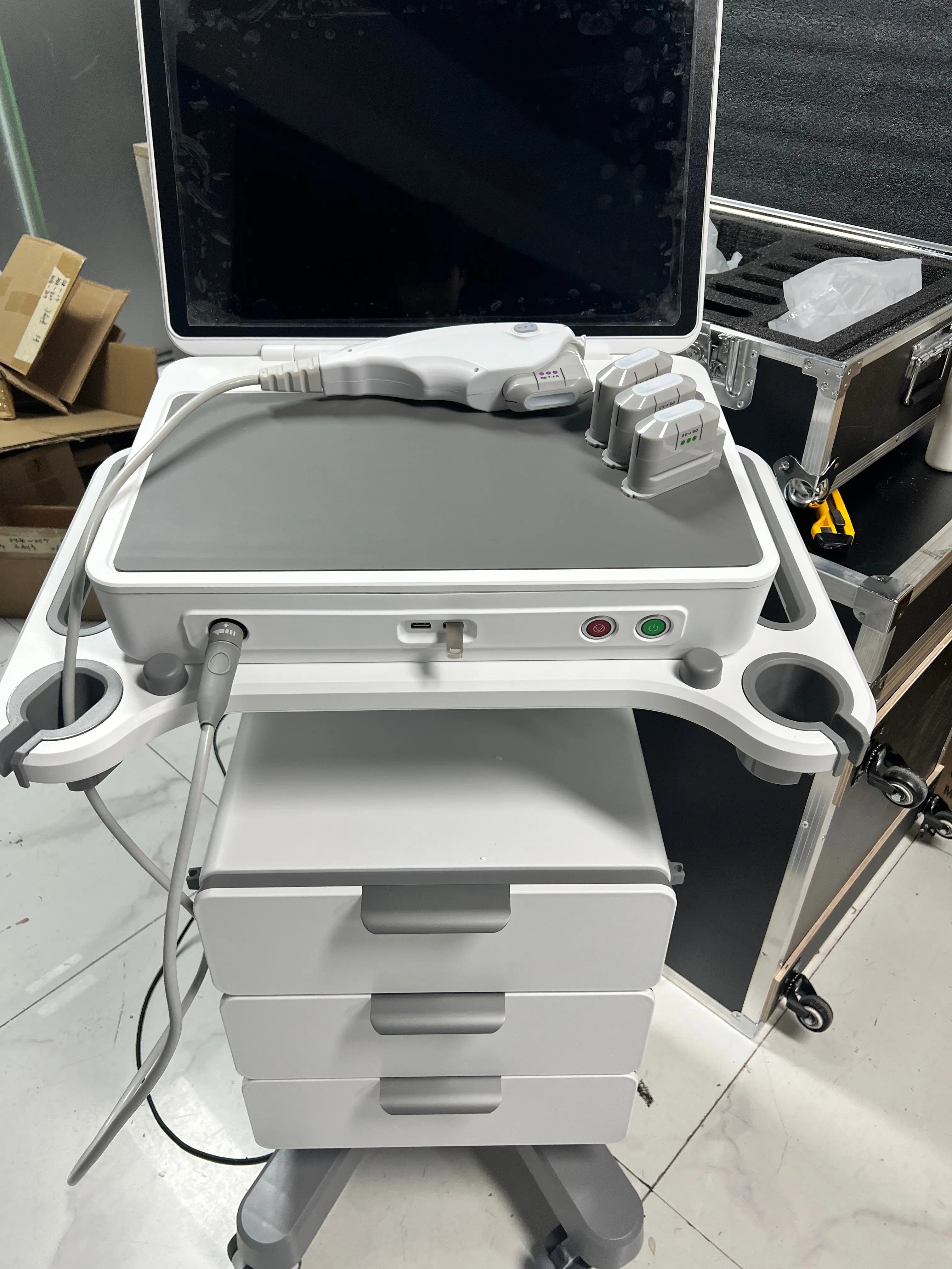 Portable Anti-aging Device Facial Lifting and Rejuvenation Beauty Device Tightens and Brightens Skin Lines Mahcine