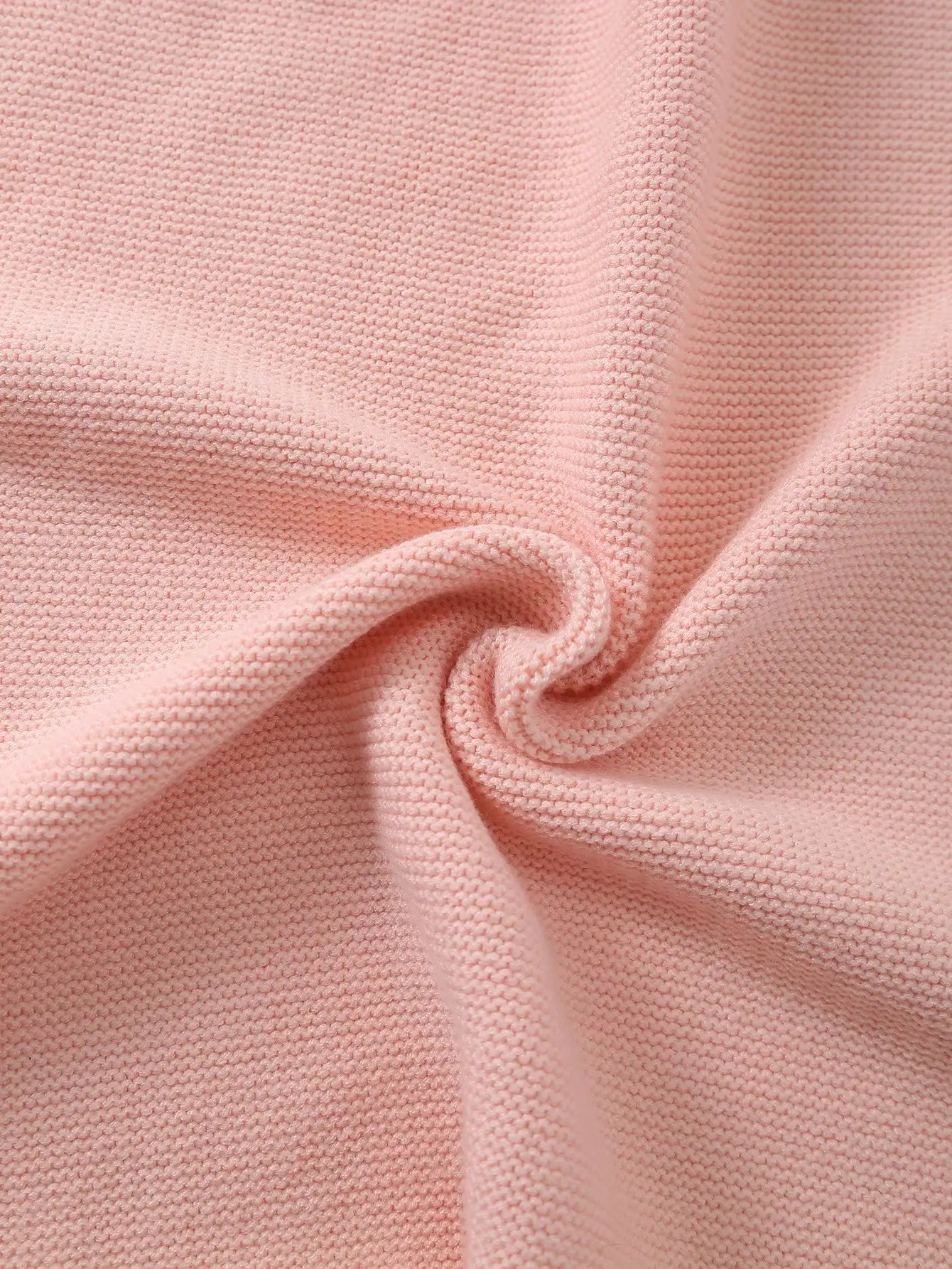 A Simple Knitted Blanket Suitable for All Seasons, Perfect for Everyday Use or as a Small Quilt or Throw Blanket