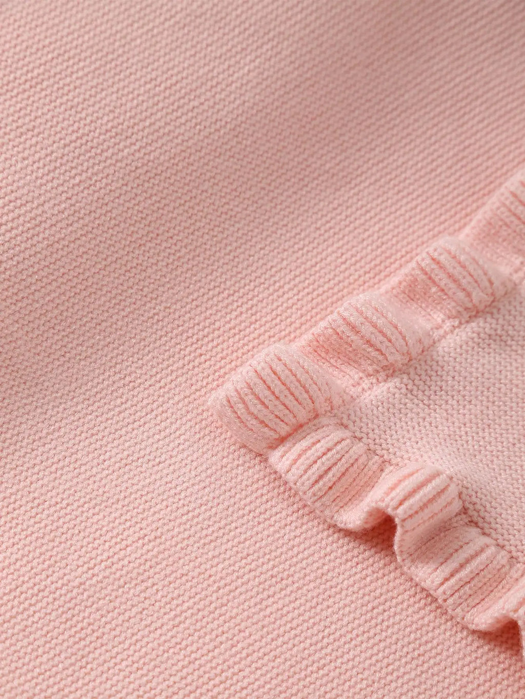 A Simple Knitted Blanket Suitable for All Seasons, Perfect for Everyday Use or as a Small Quilt or Throw Blanket